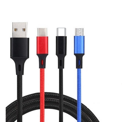 3 in 1 dato di carico di 2.4A USB cabli il tipo multi ODM dell'OEM di funzione del porto di C