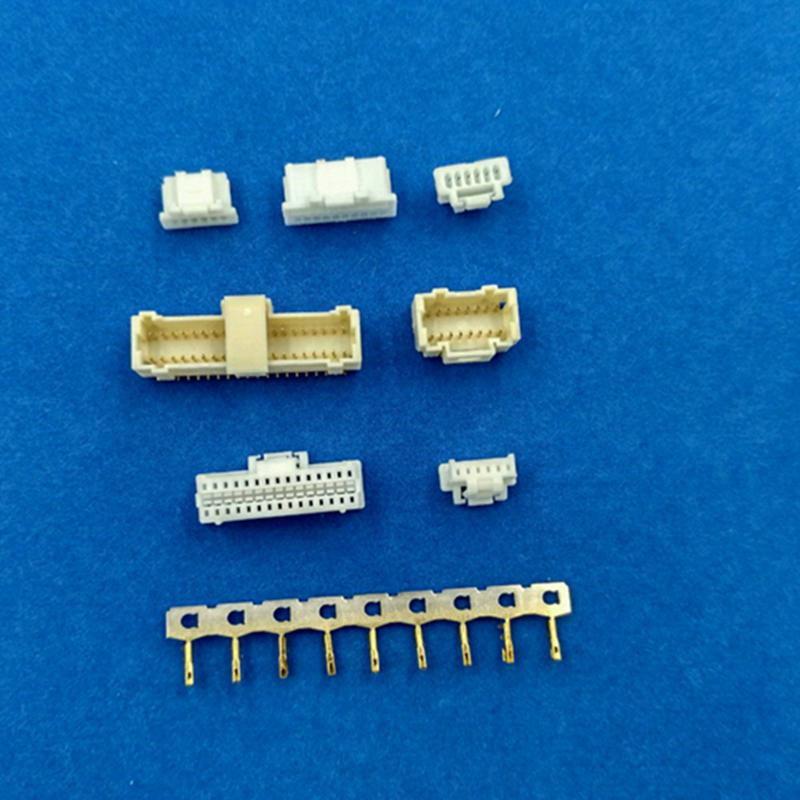 1.0mm Cavo di passo a bordo alloggiamento del connettore equivalente per Molex 501189 con contatto in ottone PA66